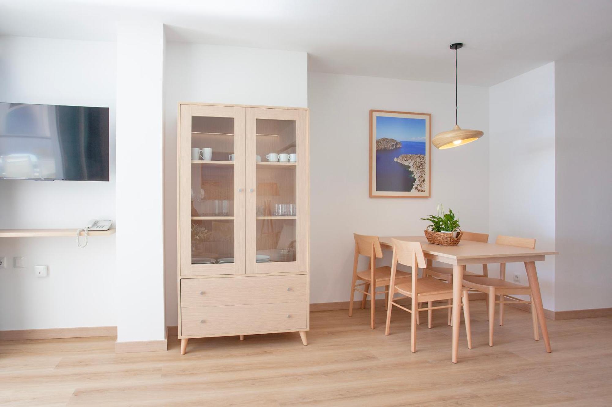 Apartaments Edificio Puerto 콜로니아 산트 호르디 외부 사진