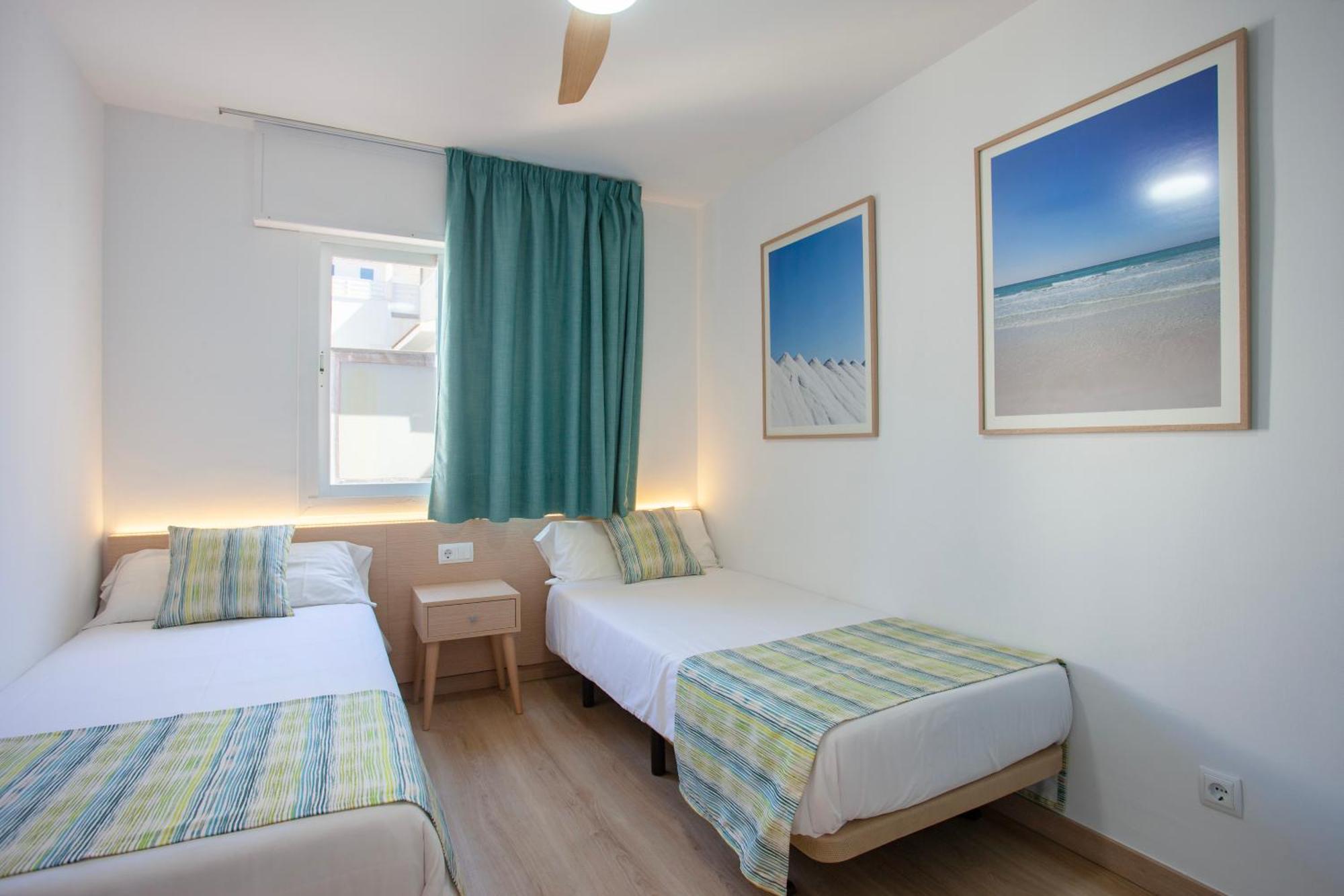 Apartaments Edificio Puerto 콜로니아 산트 호르디 외부 사진