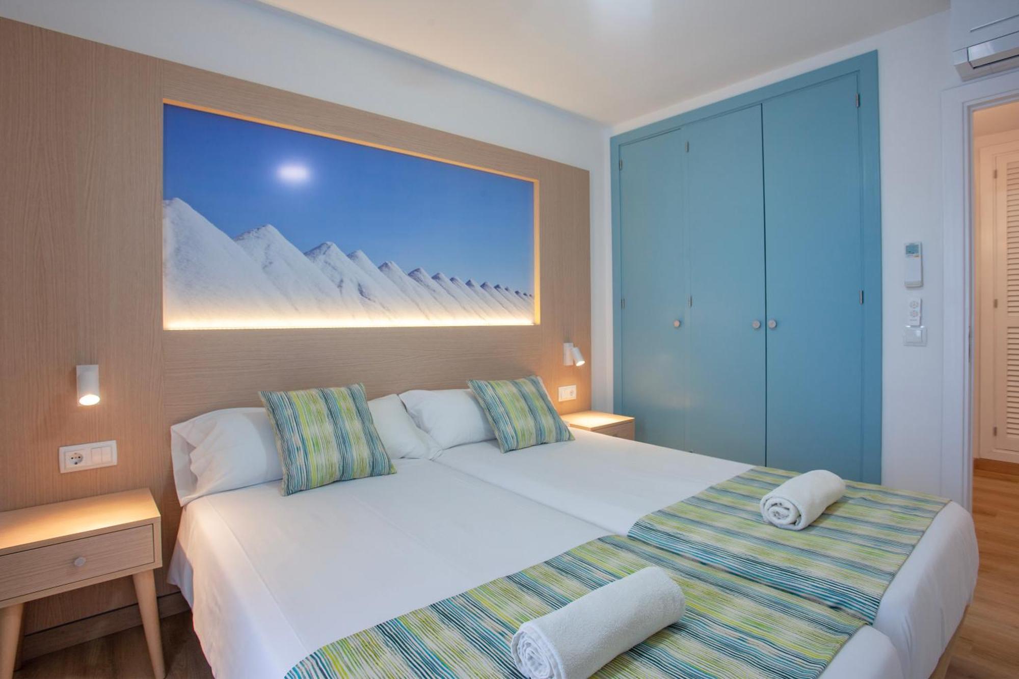 Apartaments Edificio Puerto 콜로니아 산트 호르디 외부 사진